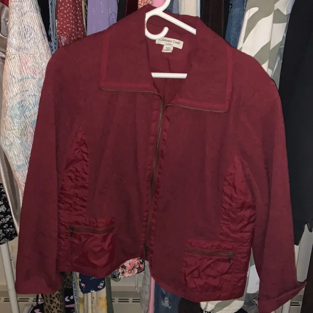 Red jacket - Picture 1 of 4